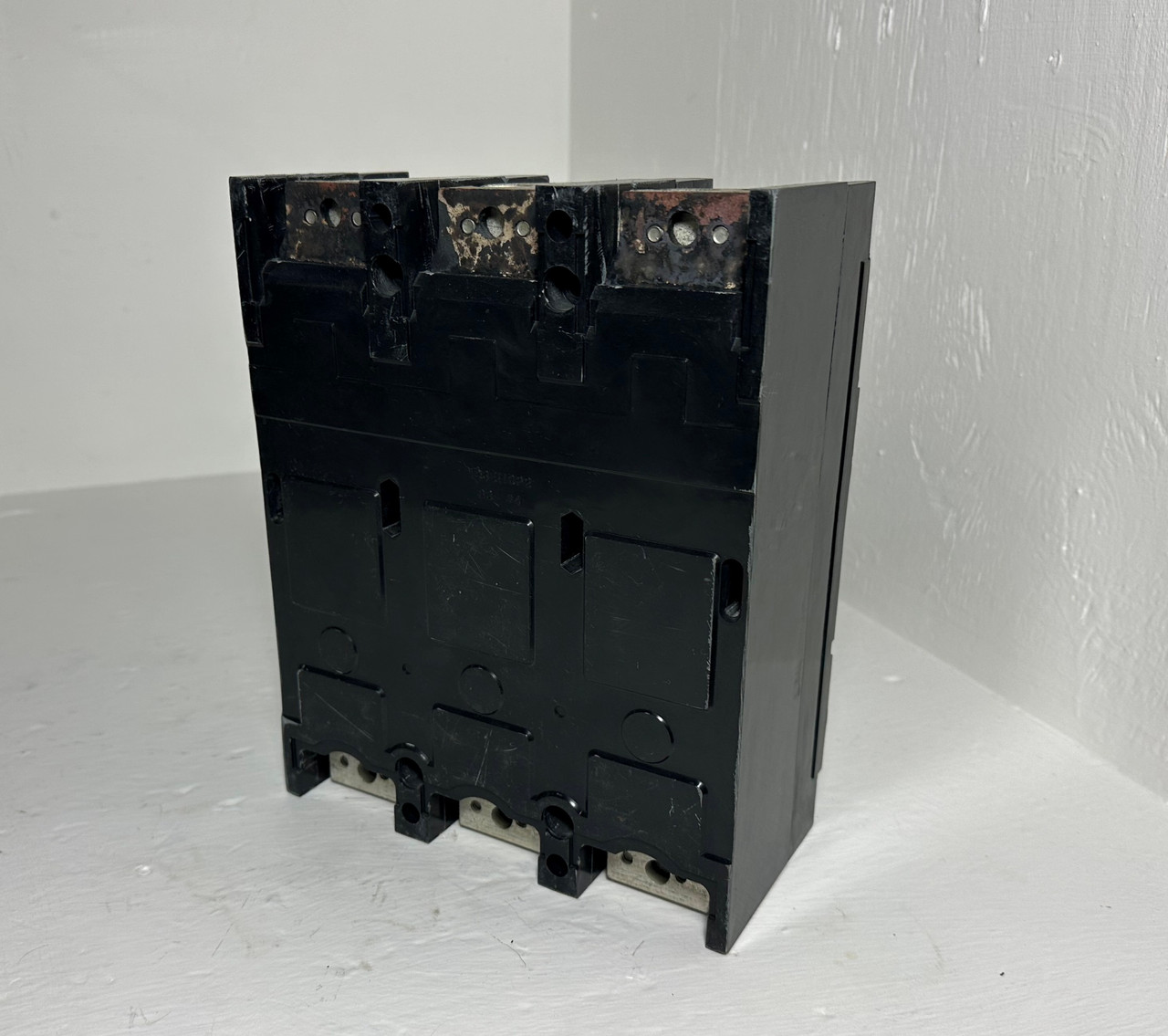 GE 600A TJK636Y600 Molded Case Switch 480/600V 3 Pole 600 Amp General Electric (EM4734-1)