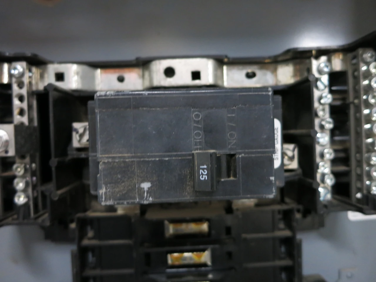 Square D QO Load Center 1PH 125A Main Breaker Panel Board 120/240V 20 Circuit 3R (DW5468-15)