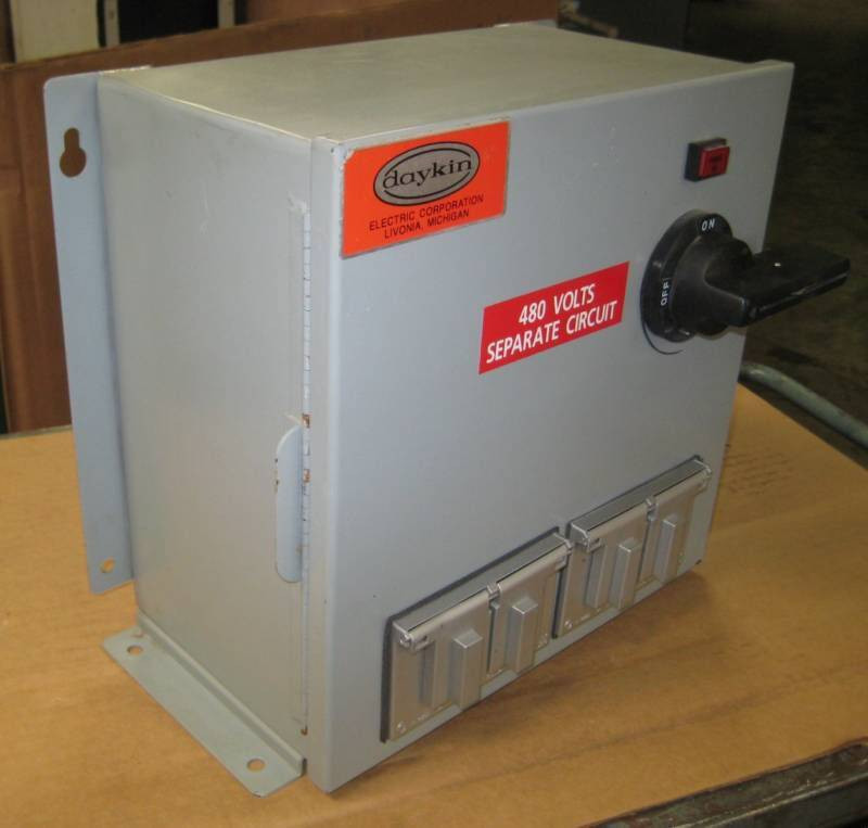 Image of Daykin GPFS-15 Transformer Disconnect Switch 3kVA GPFS15 Wet Location Cover