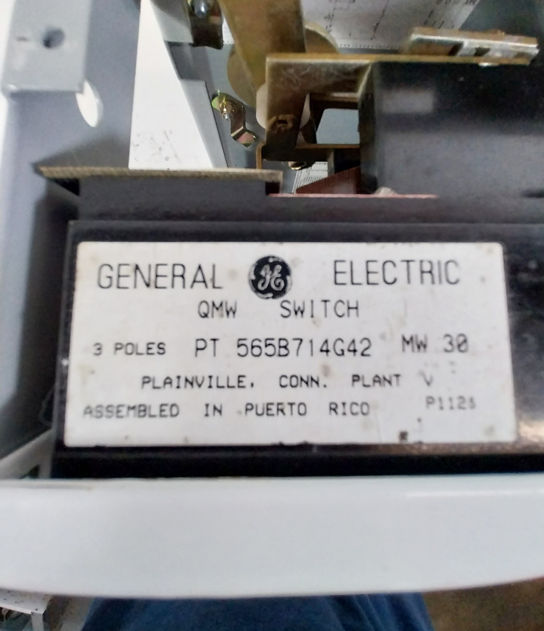 GE 8000 30 Amp Fusible Size 1 Starter 12" MCC Bucket 30A CR306CX#0**BAT (BJ0463-1)