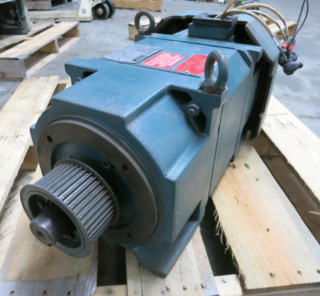 Allen Bradley 1329L 20 HP Inverter Duty Motor 460V RL2162C ENP21R0283A TEFC 20HP (DW5485-2)