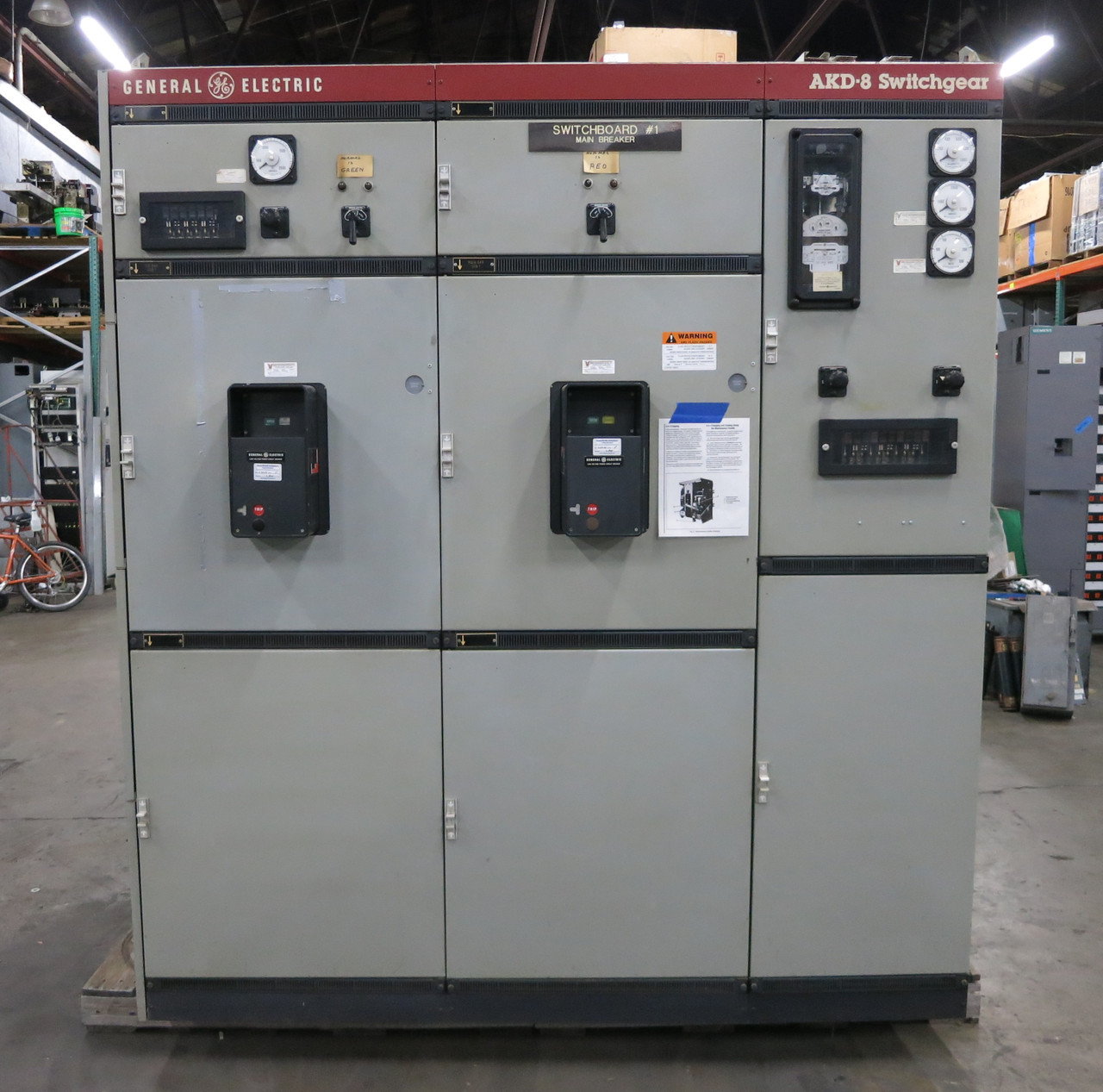 GE 3200A AKD-8 Power Breaker Switchgear AKR-6D-75 Transfer Switch 3200 Amp 480V (DW5497-1)