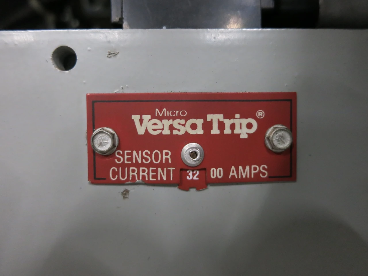 GE 3200A AKD-8 Power Breaker Switchgear AKR-6D-75 Transfer Switch 3200 Amp 480V (DW5497-1)