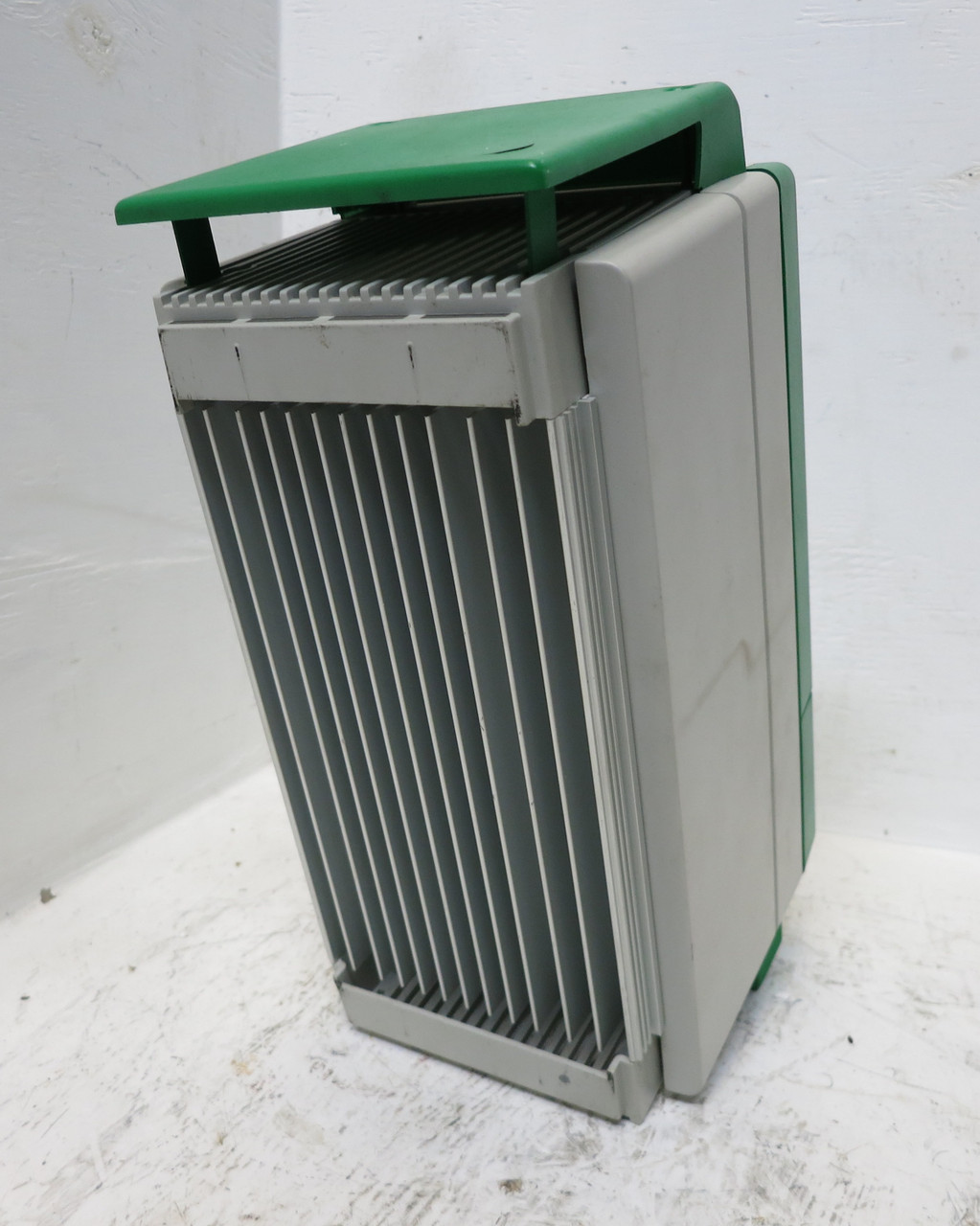 NEW SECO CD02 Variable Frequency Inverter VS Drive 2 HP 480V Warner CDO2 Speed (DW5522-1)