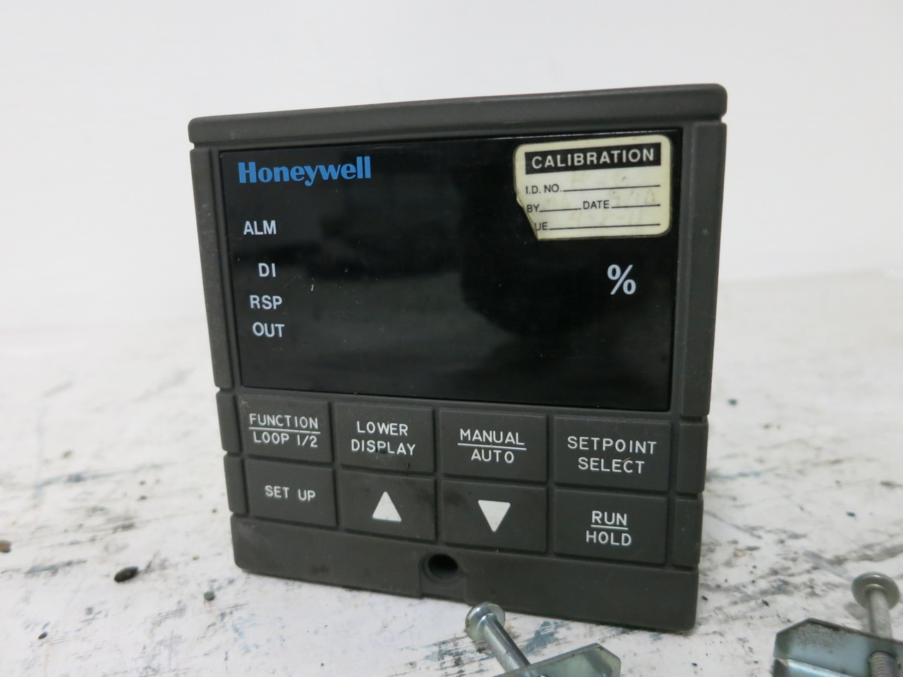 Honeywell DC300K-0-100-20-000-0 UDC3000 Versa-Pro Digital Limit Controller (DW5571-1)
