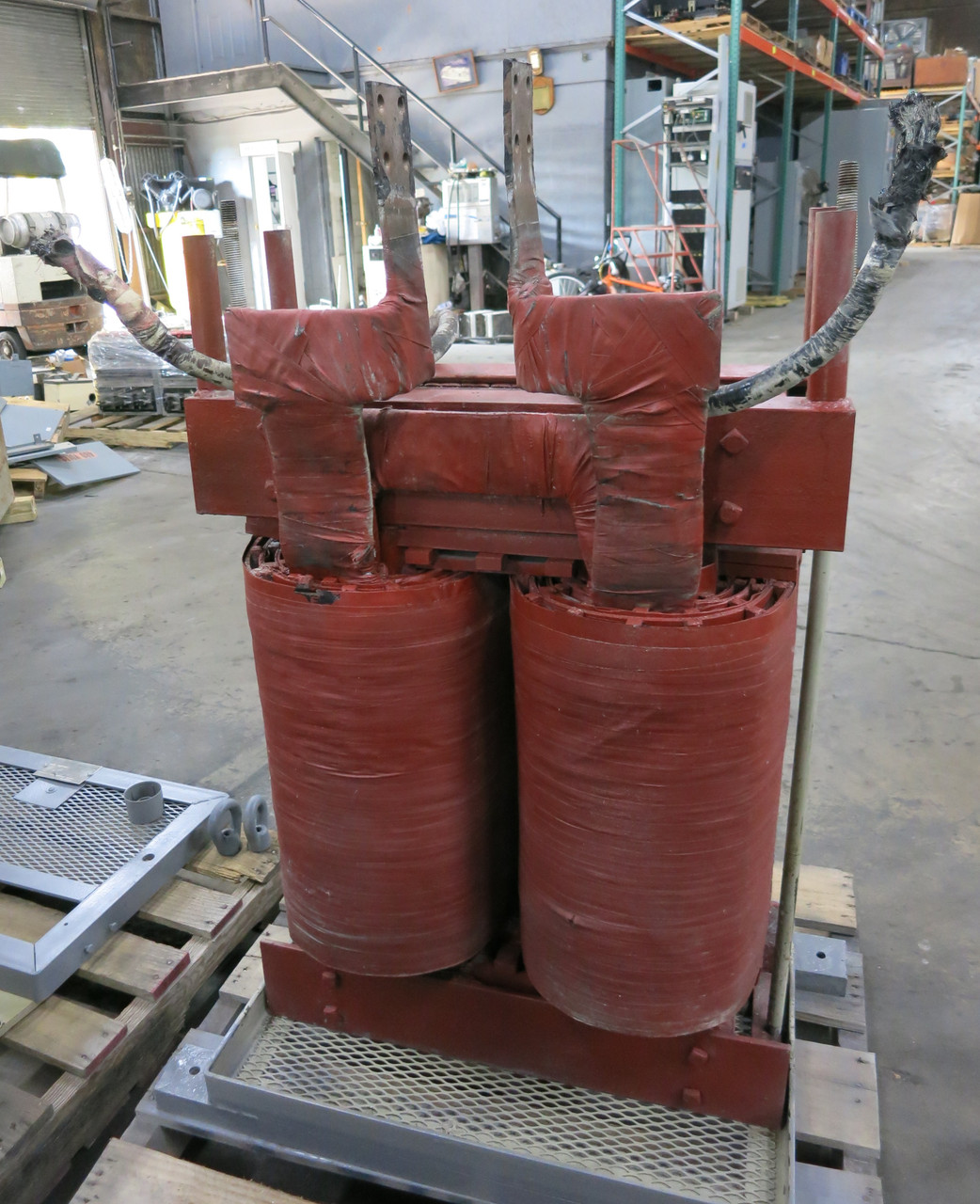 Continental 100 kVA Single Phase Dry Type Transformer 480 - 208/120 V 1PH 480V (DW5578-3)