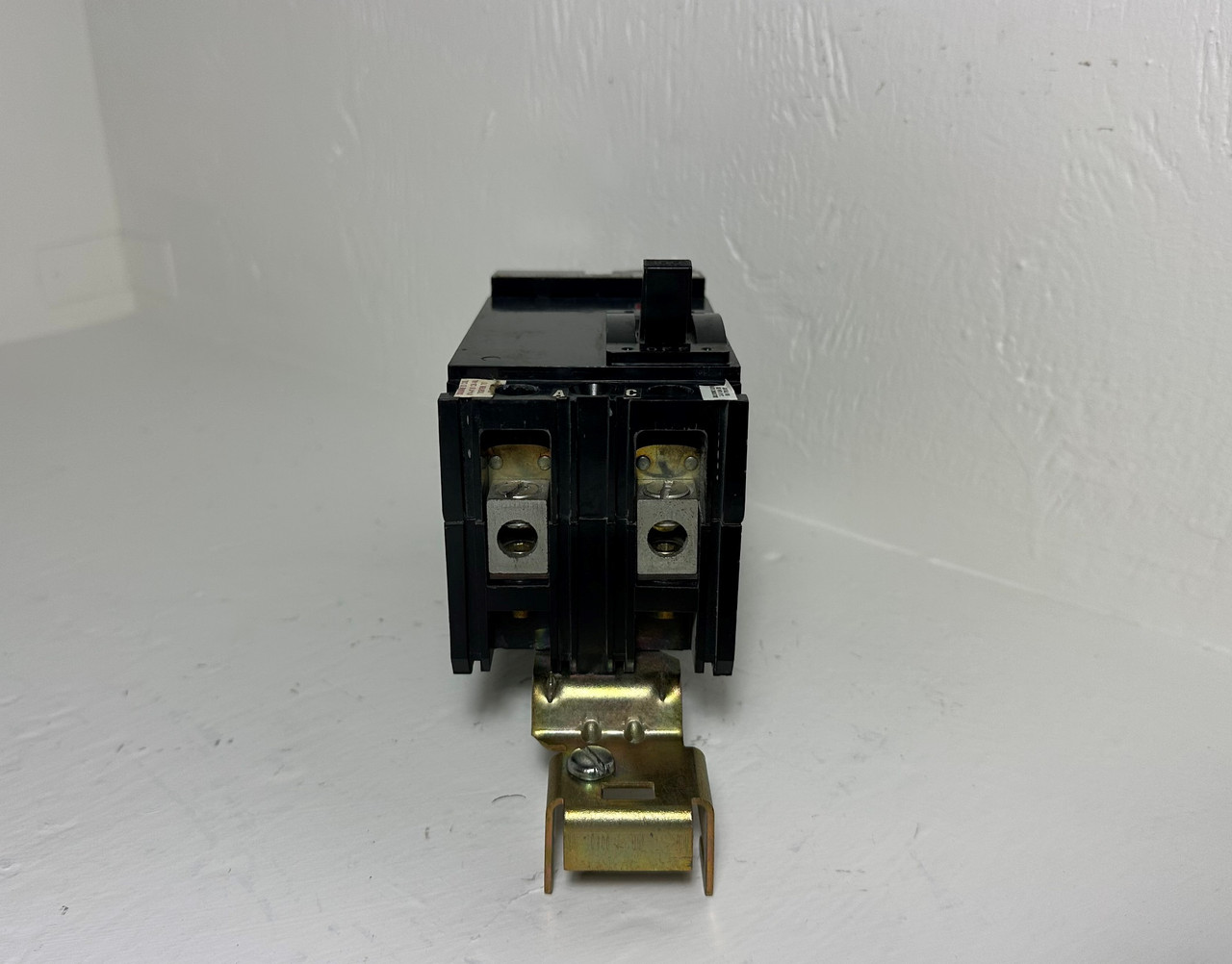Square D I-Line FA26100AC 100A 2 Pole Circuit Breaker Black 600V FA 2P 100 Amp (EM4776-1)