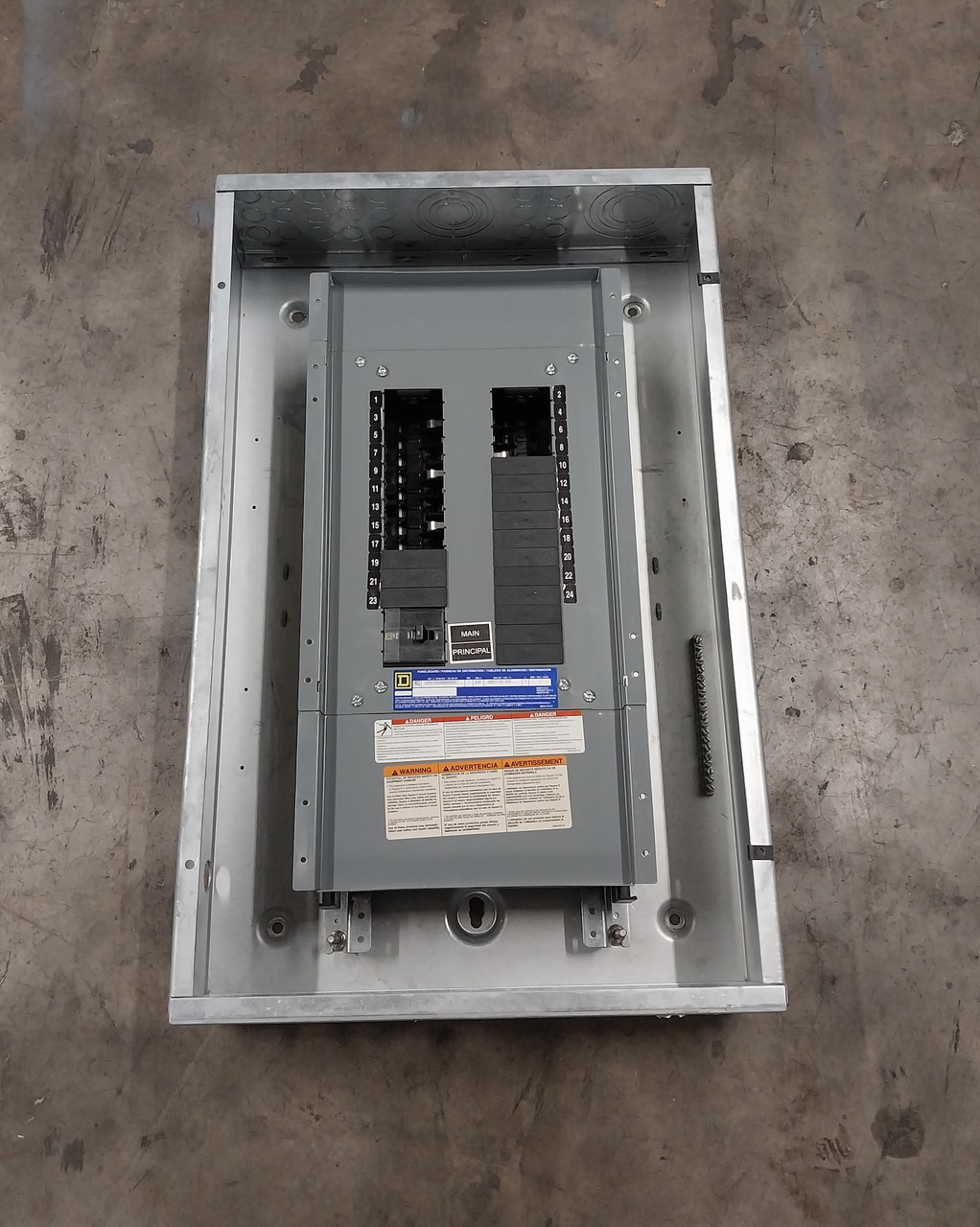 Square D 40A NQ Main Breaker Panel Board 208Y/120V 3PH 4W 40 Amp (BJ0488-1)