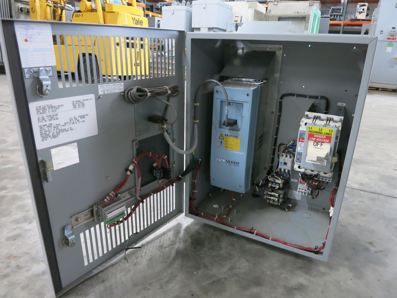 Eaton SVX007A1-4A1B1 7.5 HP SVX9000 AC VS Drive SVX-9000 7.5HP 480V Enclosed 15A (DW5602-2)