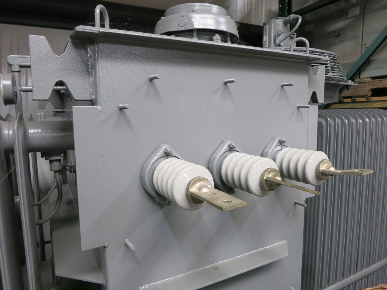 RTE 1000/1120-1150/1288 kVA 13200 Delta - 600Y/346 V 3PH Transformer 1000kVA 600 (DW5639-1)