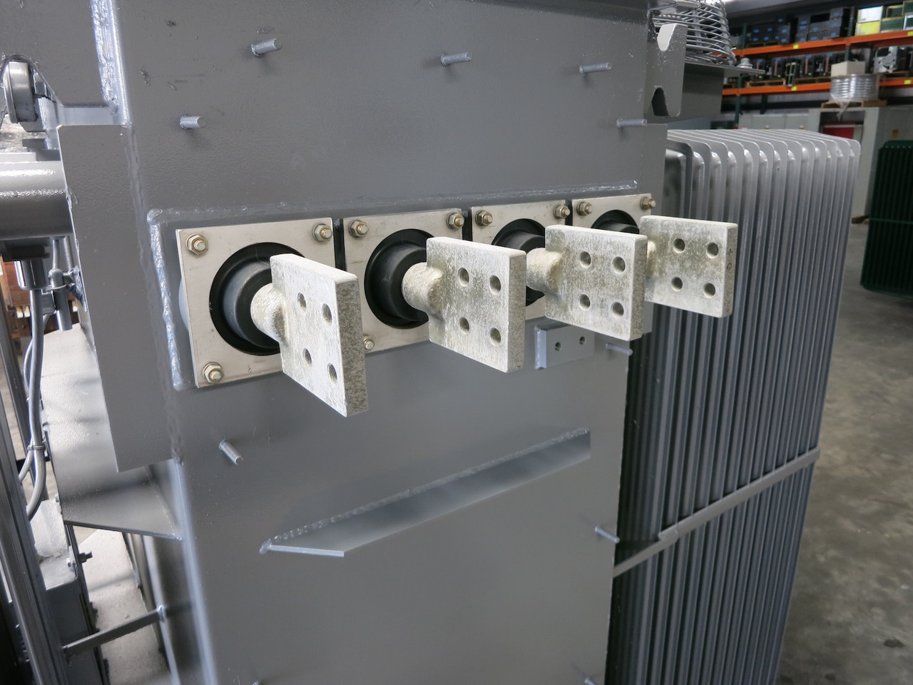 RTE 1000/1120-1150/1288 kVA 13200 Delta - 600Y/346 V 3PH Transformer 1000kVA 600 (DW5639-1)