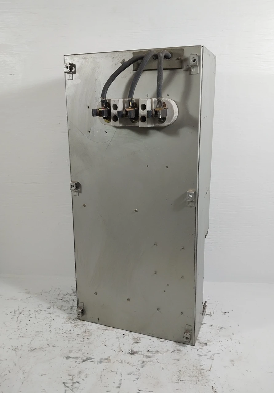 Square D Model 3 125A Breaker Size 3 Starter 30" MCC Bucket 125 Amp Class 8999 (BJ0527-1)