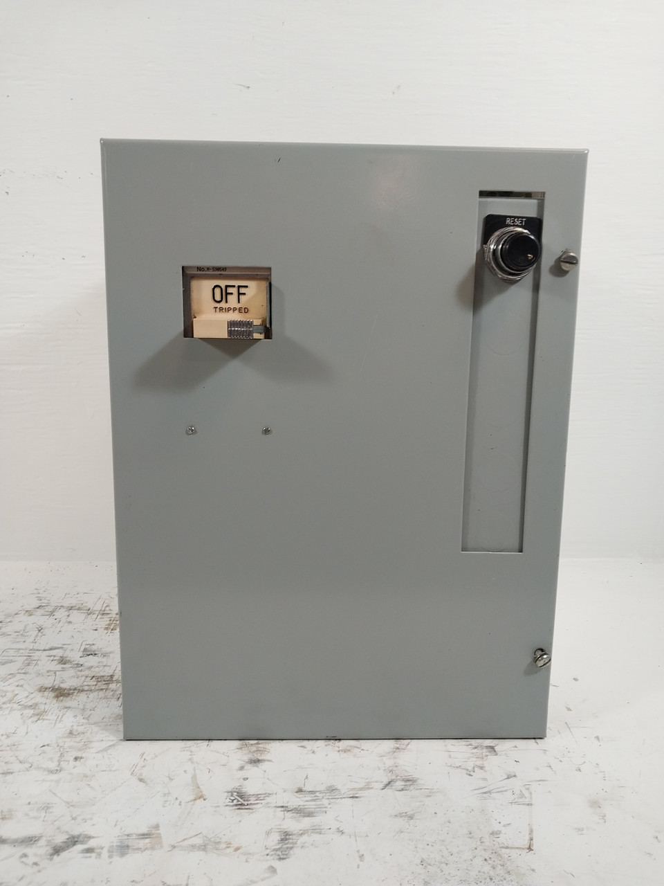 Westinghouse Type W 100 Amp Breaker Feeder MCC Bucket 18" 100A HMCP (BJ0532-1)