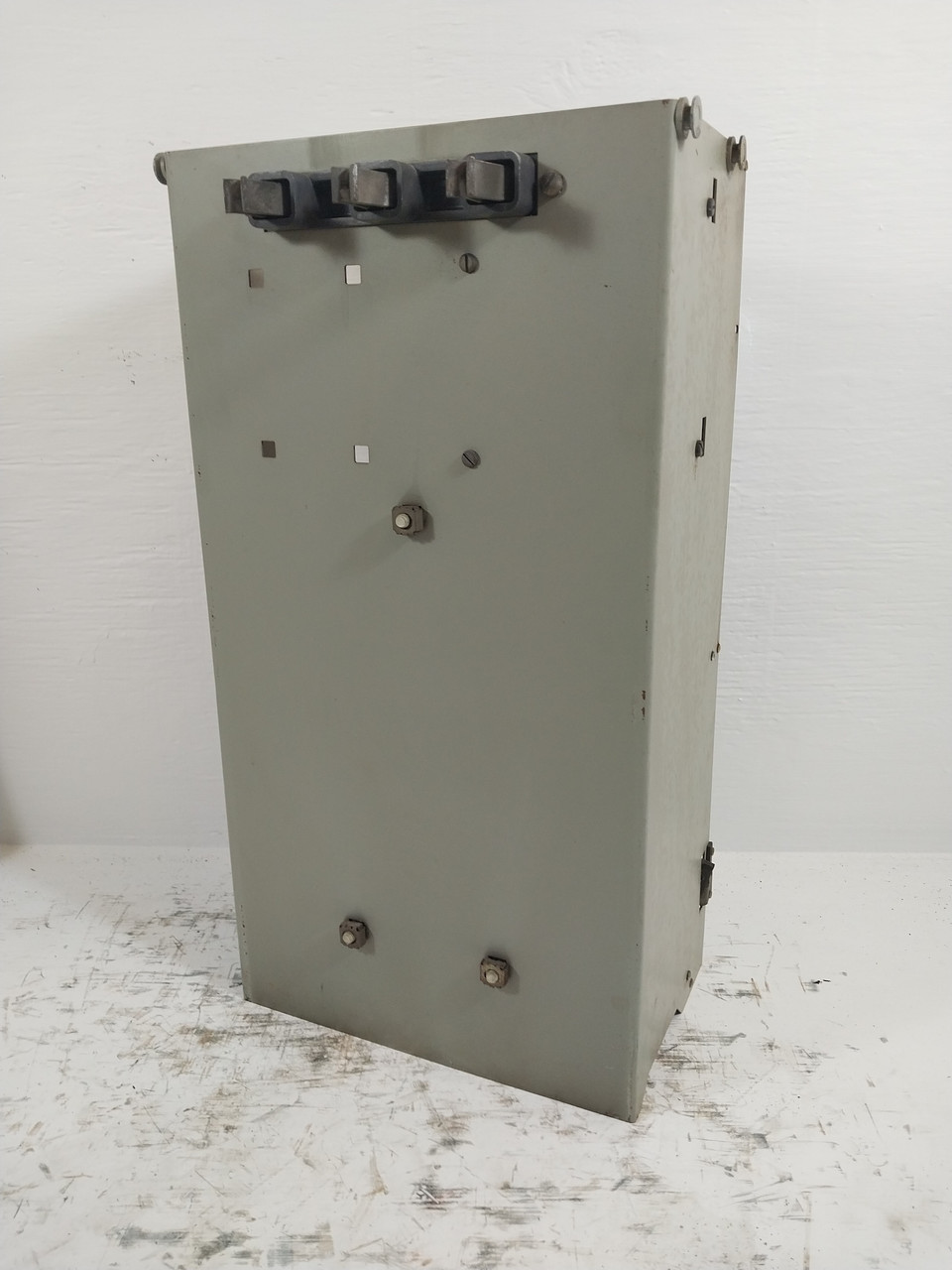 Westinghouse Type W Size 3 Starter 70A Breaker Motor Control Center Bucket 24" (BJ0536-3)