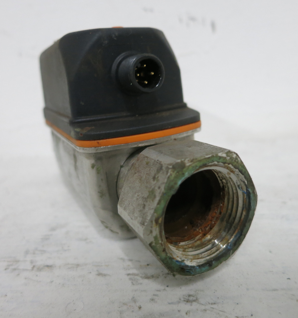 ifm SV7610 SV Vortex Flowmeter with Display 174 PSI 3/4" NPT SV-7610 Flow Meter (DW5674-6)
