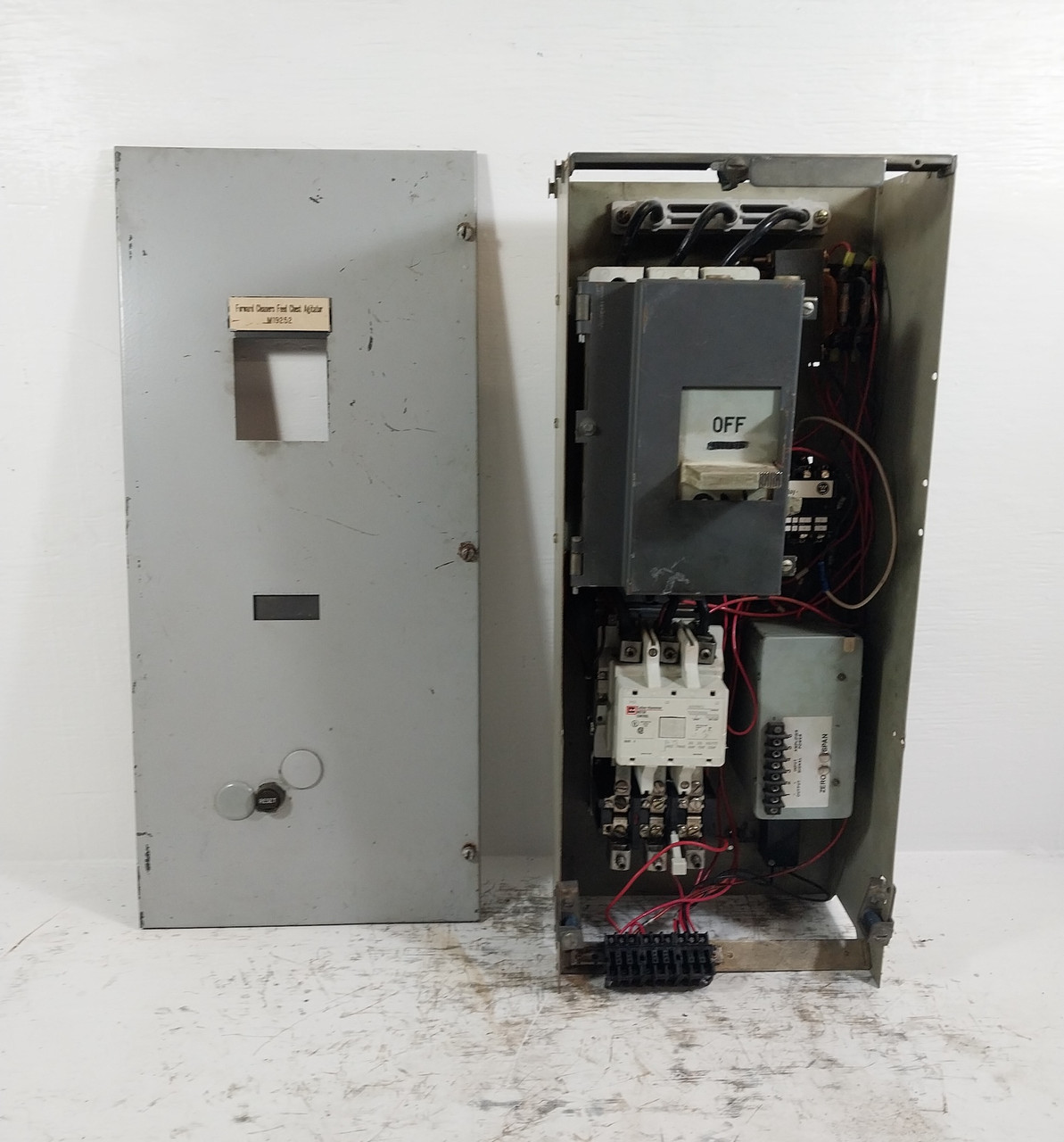 Image of Westinghouse Type W Size 4 Starter 200A Breaker 30" MCC Bucket 200 Amp KD3400F