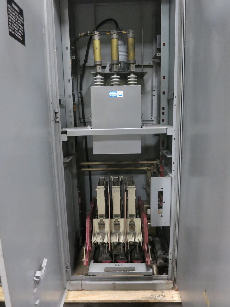 GE IC7160-N217 2 Speed 2 Winding Motor Starter 400/600 HP 2300V LimitAmp Control (DW5685-1)