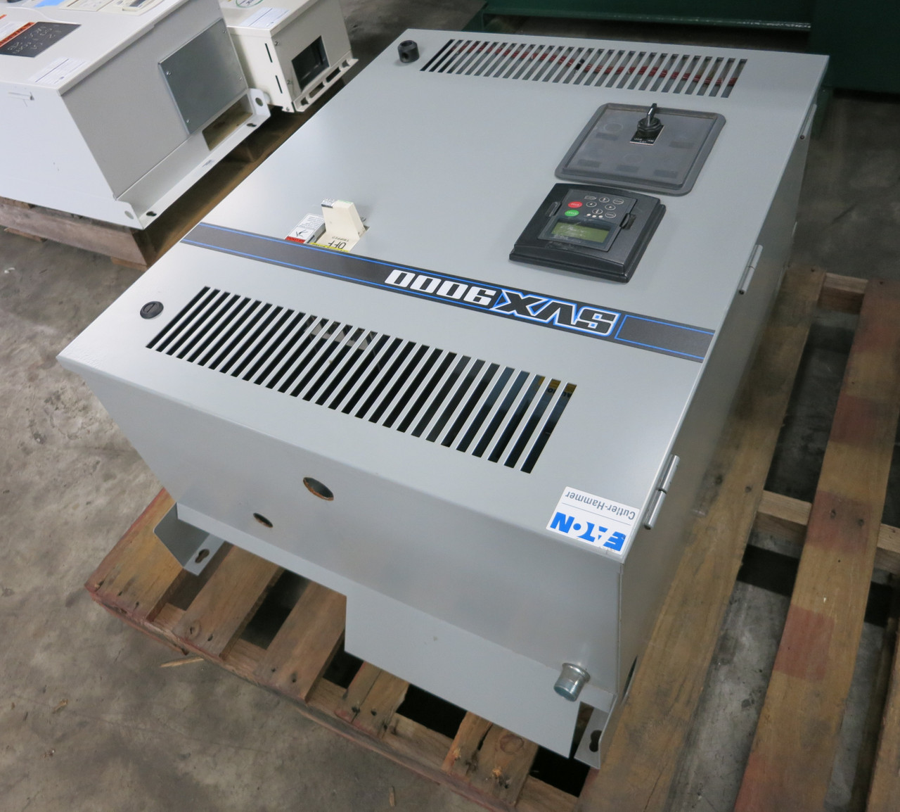Eaton SVX020A1-4A1B1 25 HP SVX9000 AC VS Drive SVX-9000 25HP 480V Enclosed (DW5692-2)