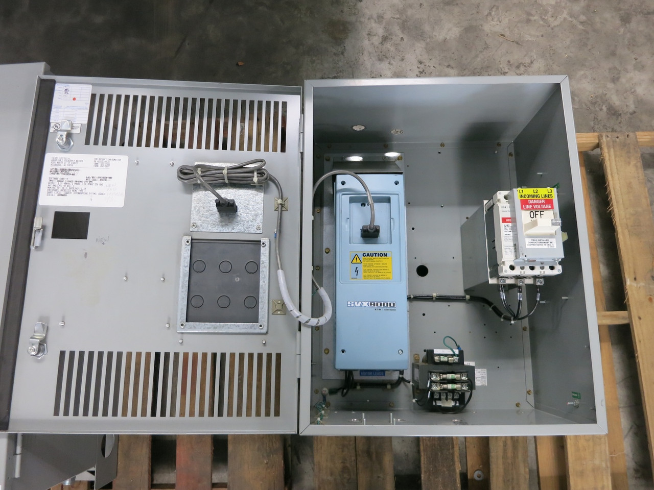 Eaton SVX015A1-4A1B1 20 HP SVX9000 AC VS Drive SVX-9000 20HP 480V Enclosed (DW5691-1)