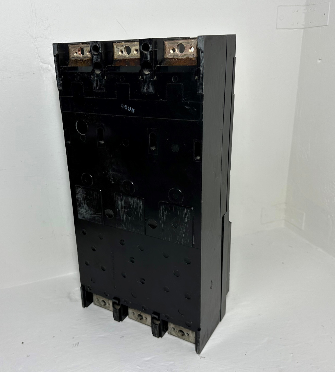 GE THJS3603DGA3 300A LSG Circuit Breaker THJS3603 300 Amp 600V General Electric (EM4851-11)