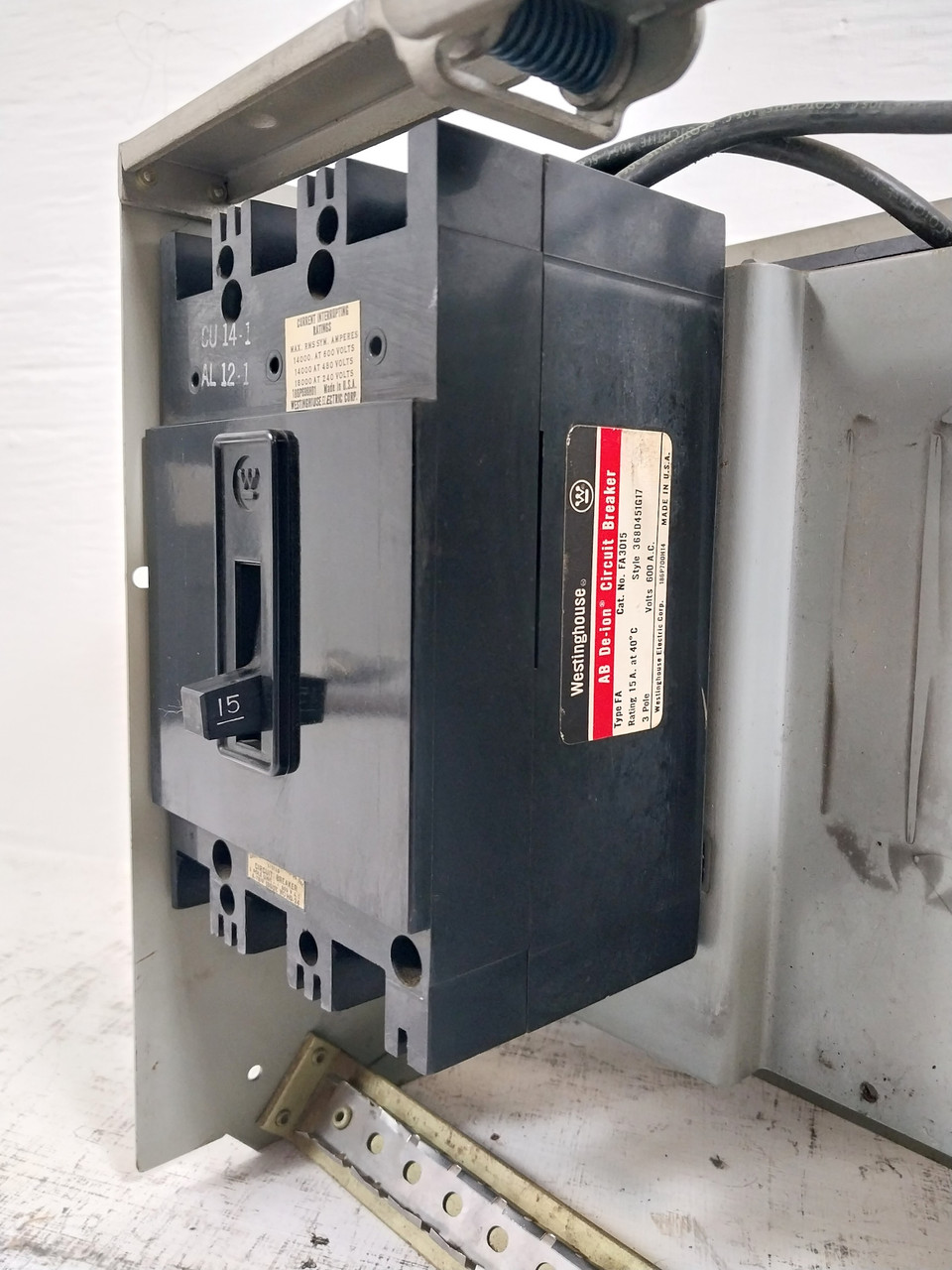 Westinghouse Type W 15 Amp Breaker Type Feeder MCC Bucket 12" 15A FA (BJ0558-7)