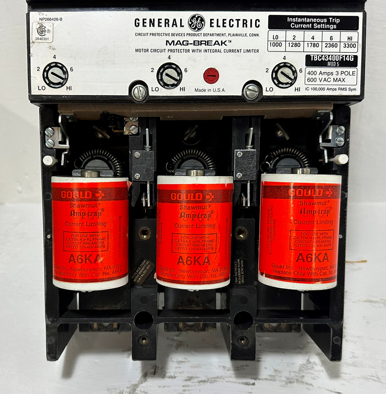 GE TBC43400F14G 400A Mag-Break Circuit Breaker 600V 3P 400 Amp General Electric (EM4854-10)