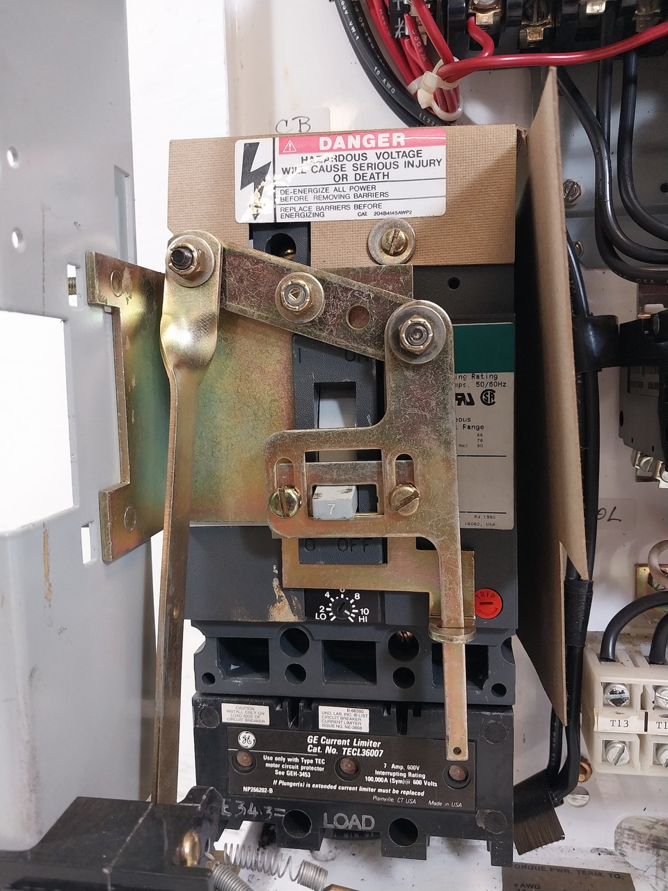 GE 8000 Size 1 Two Speed and Reversing Starter 7A Breaker 30" MCC Bucket  & Amp (BJ0564-1)