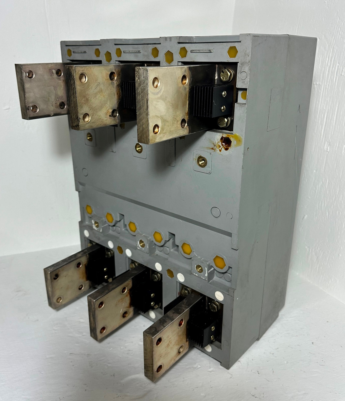 GE TPYY7625 2500A Power Break Molded Case Switch w Aux 2500 Amp General Electric (EM4872-3)