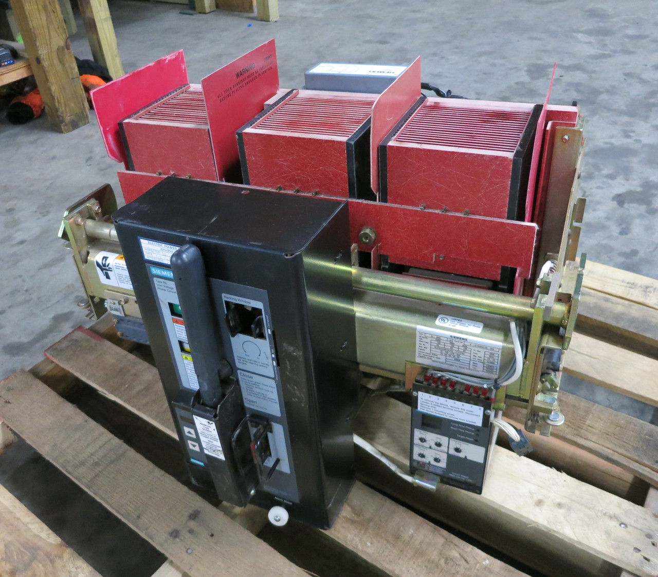 Image of Siemens RL-4000 4000A Air Breaker LSI Static Trip III RMS-TSI-TZ-CPX 4000 Amp DO