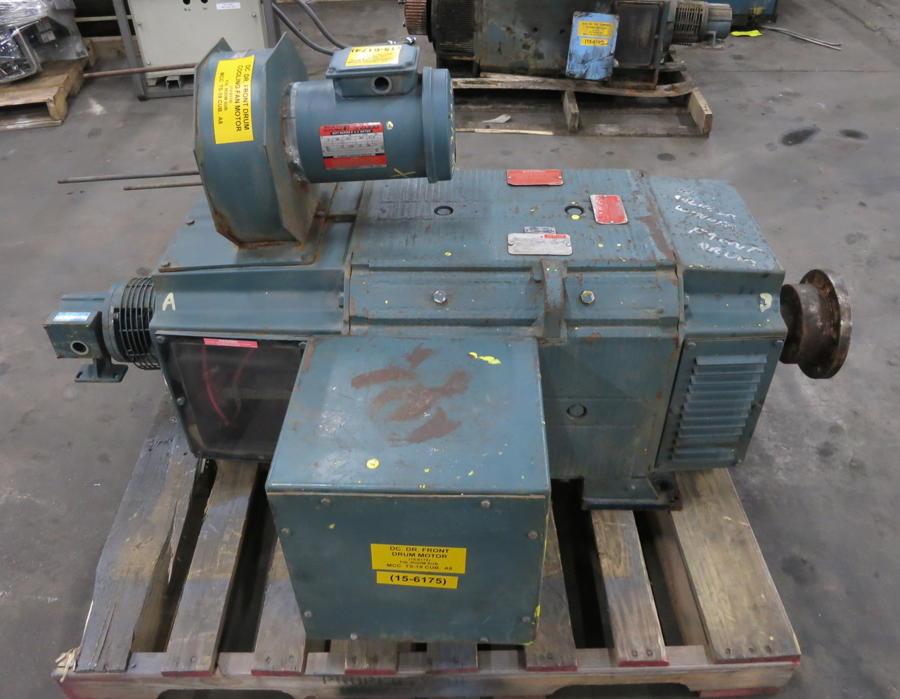 Reliance Electric B4010ATZ 75 HP DC Motor Super RPM 500/800 500 VDC DP 127A 500V (DW5799-2)