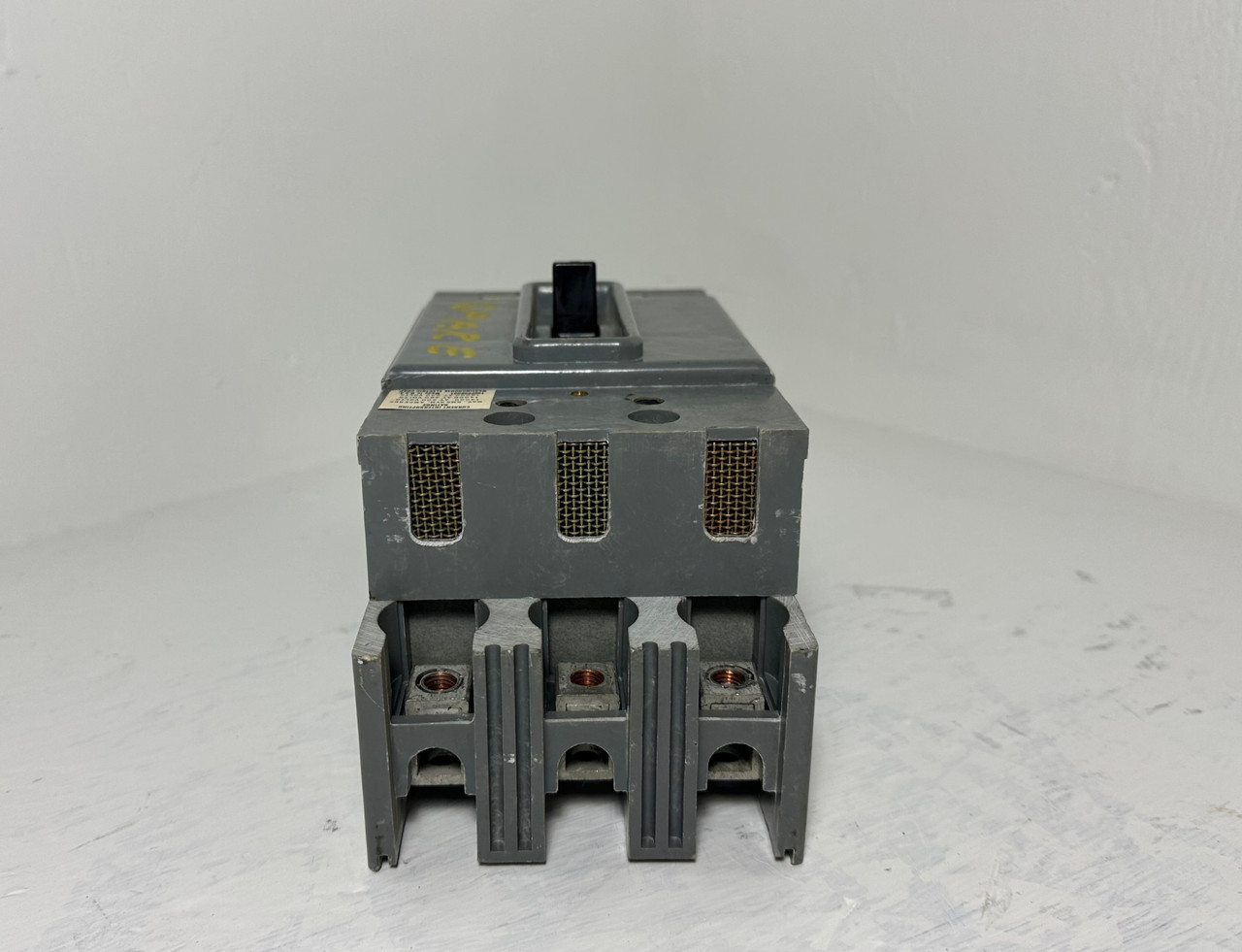 Westinghouse HF3020 20A AB De-Ion Circuit Breaker Mark 75 HF Frame 600V 20 Amp (EM4912-2)