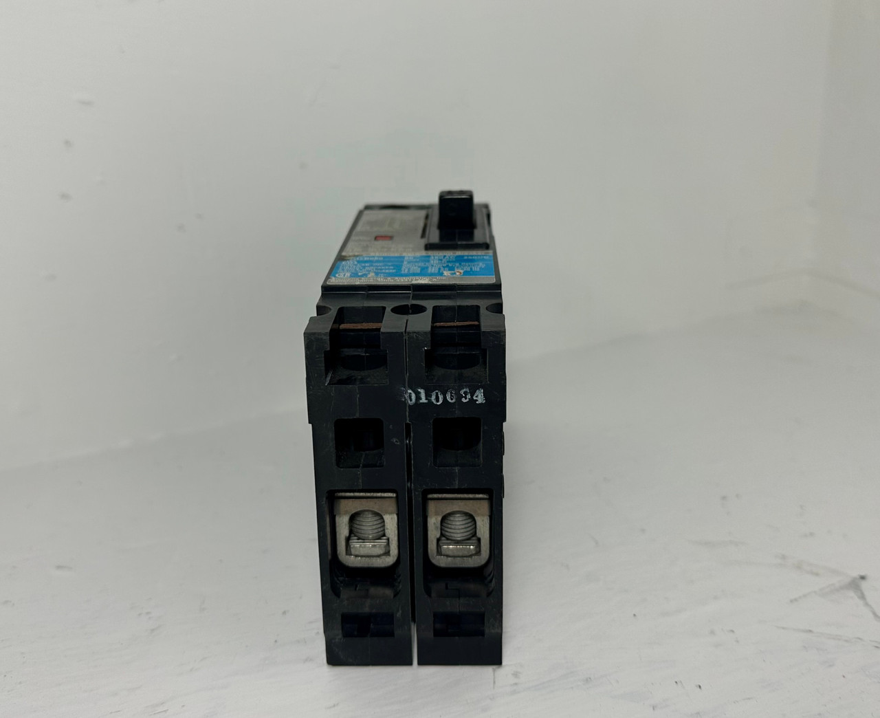 Siemens ED42B080 80A Sentron 2 Pole Circuit Breaker ED4 480 VAC 2P ITE 80 Amp (EM4916-1)