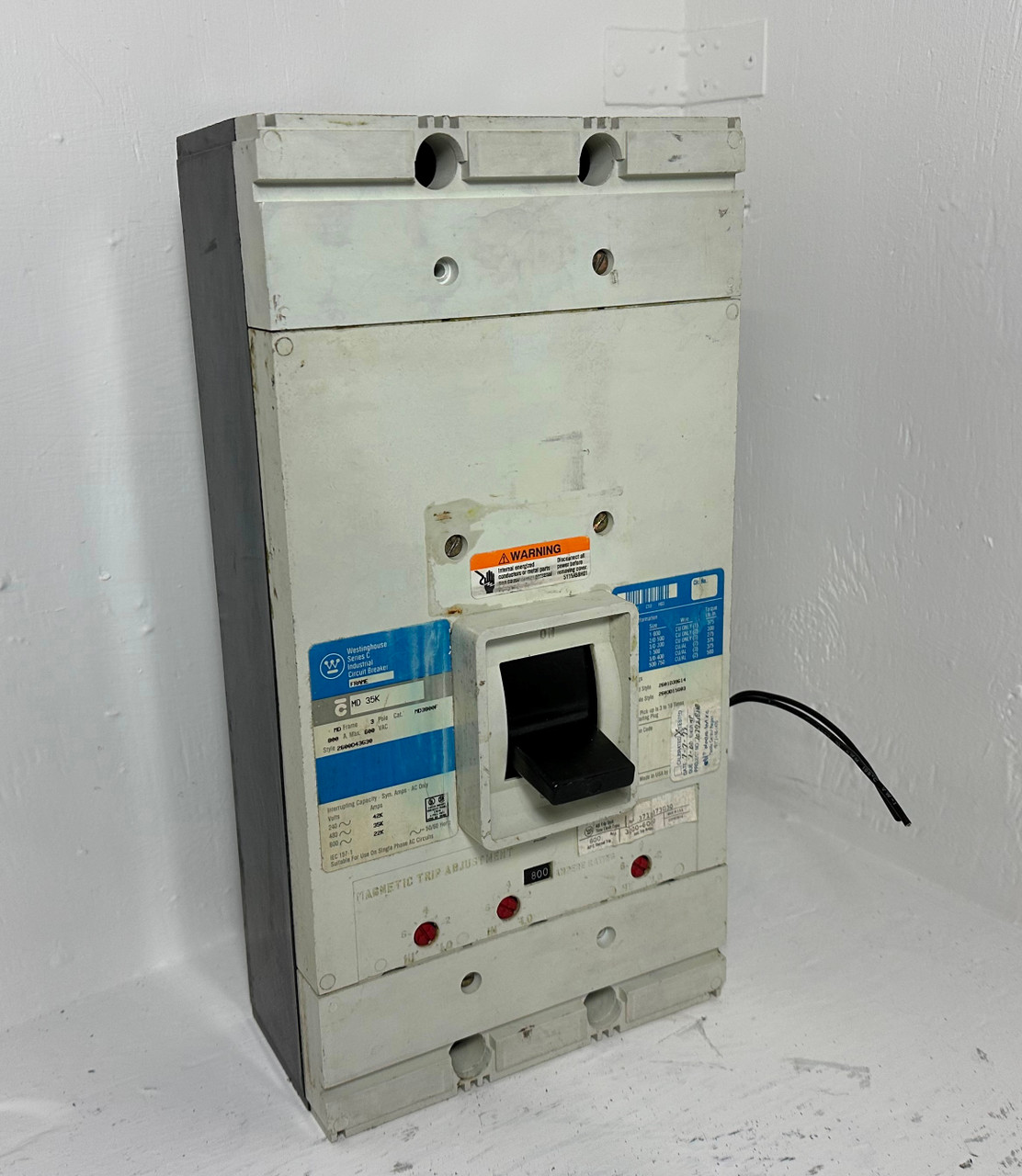 Westinghouse MD3800F 800A Circuit Breaker w/ 800 Amp Trip & Shunt 3P 600V MD3800 (EM4921-1)