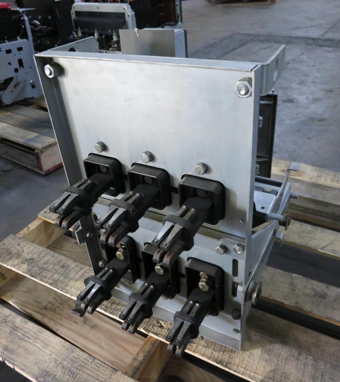 Westinghouse DB25 600A Air Circuit Breaker ADB25C3F0604PM Trip Unit 600 Amp (DW5828-1)