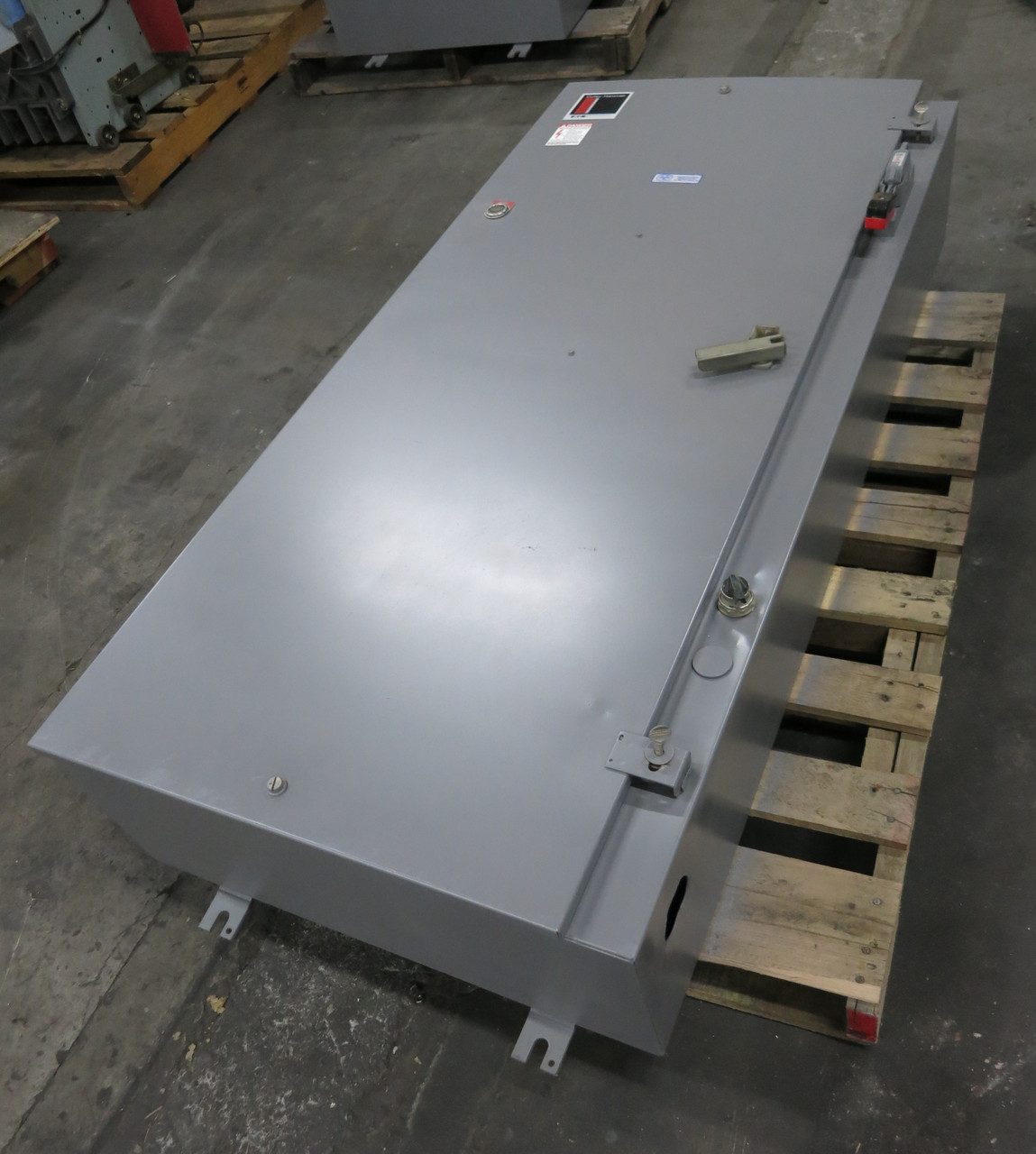 Cutler Hammer 100 HP 600V Solid State Reduced Voltage Starter 99A C32KN30 (DW5883-2)