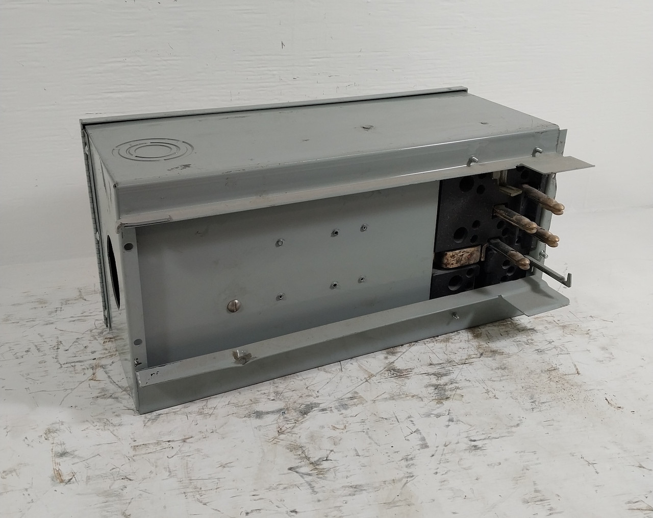 ITE XLFJ4225 200A 600V XL Breaker Bus Plug Busway Switch 3P4W 200 Amp XJ-L XLVB (BJ0557-2)