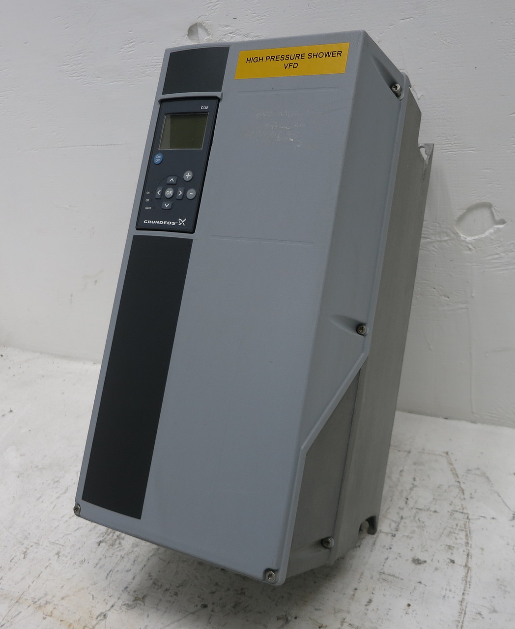 Grundfos 96754725 25 HP Variable Speed VS Drive ADAP-Kool CUE 25HP 18.5kW (DW5902-2)