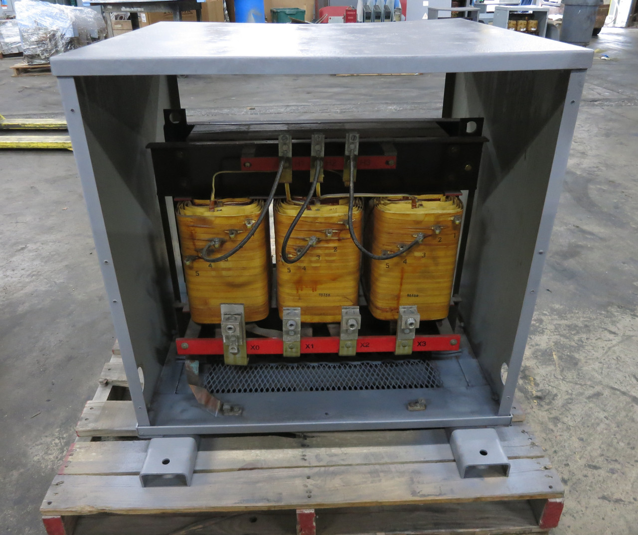 REX 93 kVA 575 Delta to 230Y/133 V 3PH Dry Type Transformer D93HP/K4 600V (DW5916-1)