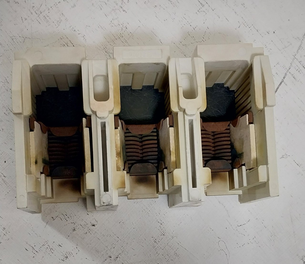 Westinghouse Size 5 A200M5CX Motor Contactor 300A 480V Coil Sz5 600V (BJ0700-1)