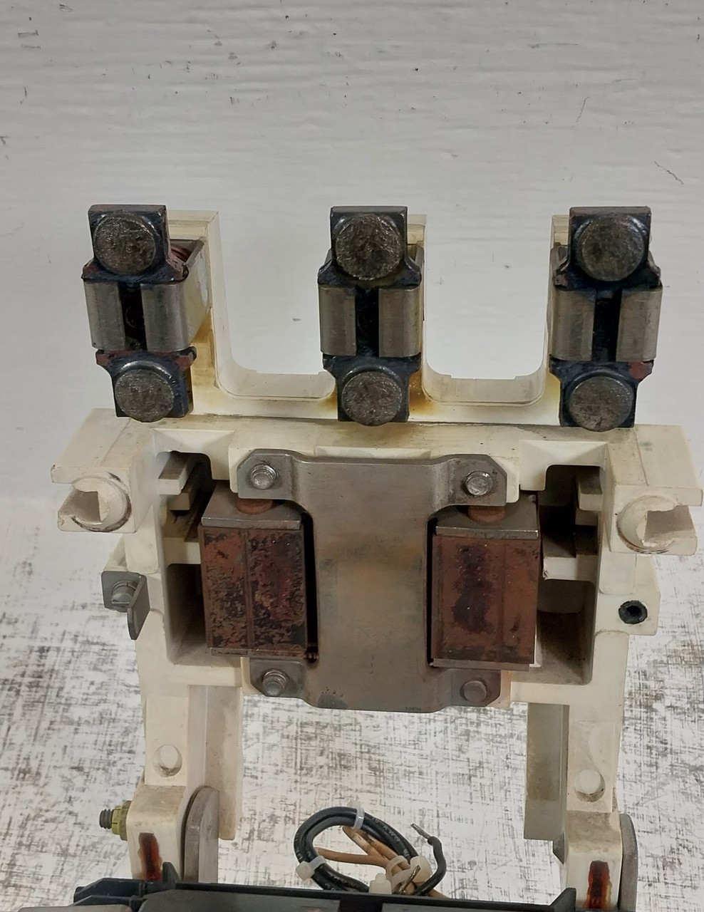 Westinghouse Size 5 A200M5CX Motor Contactor 300A 480V Coil Sz5 600V (BJ0700-1)