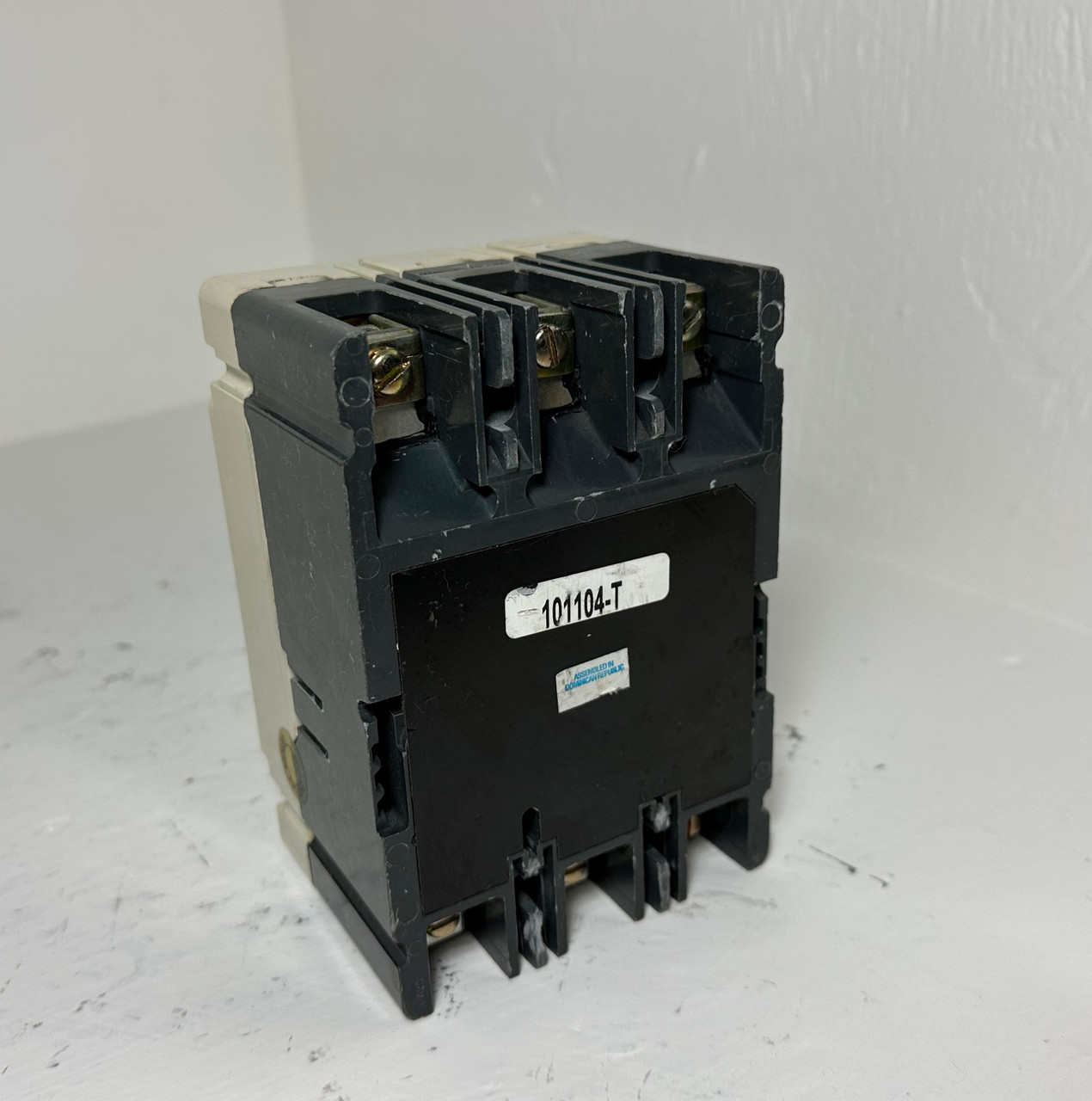 Eaton FD3080BP10 80A Circuit Breaker Glossy Red 3 Pole 480/600V FD3080 80 Amp (EM4977-1)