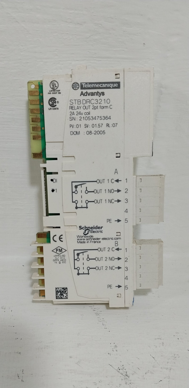 New Telemecanique Advantys STBDRC3210 Relay Output Module 2A 24V Coil 2pt PLC (BJ0715-6)