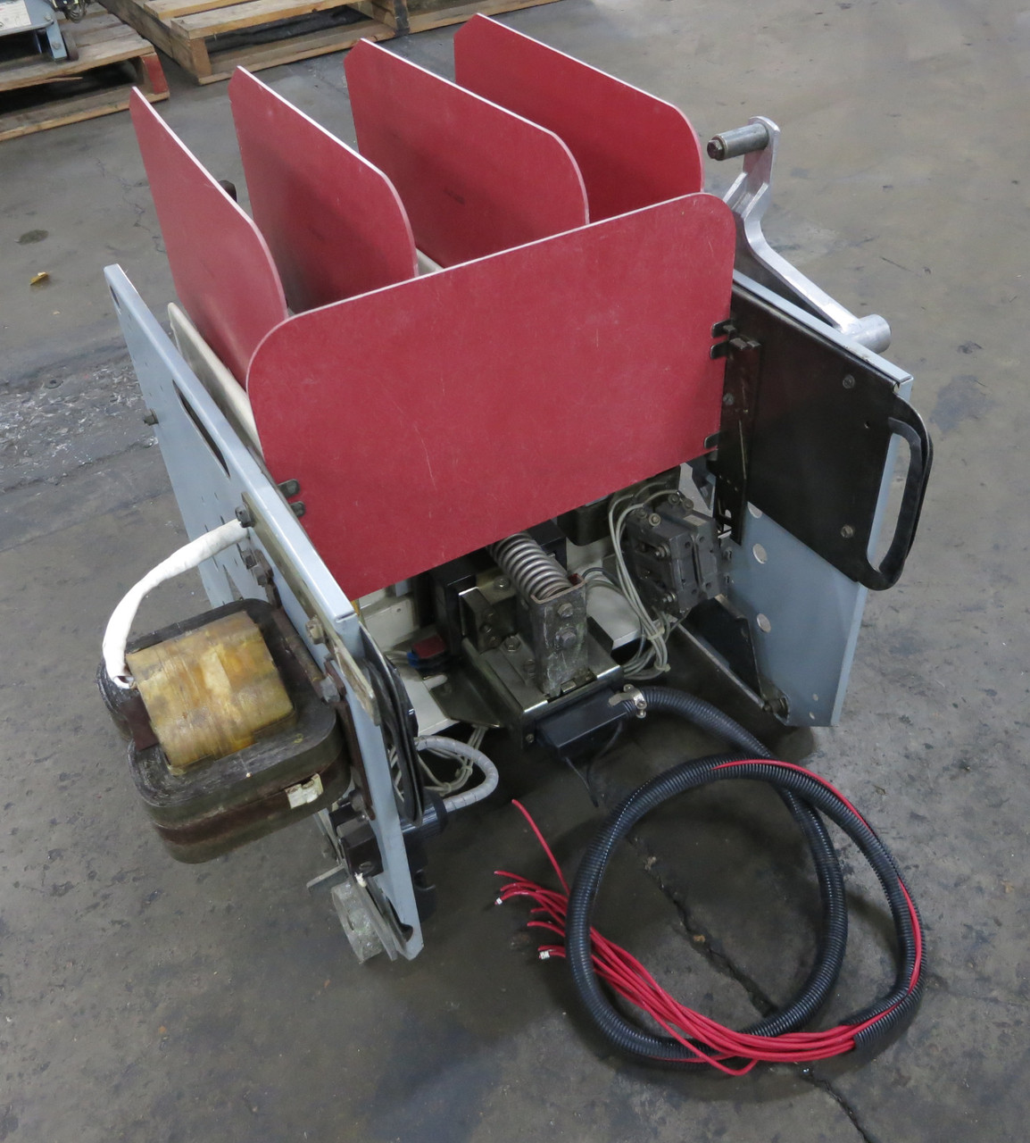 Cutler Hammer SJA50VW430 360A 7200V Vacuum Contactor Ampgard 2197A01G03 7.2kV (DW5936-3)