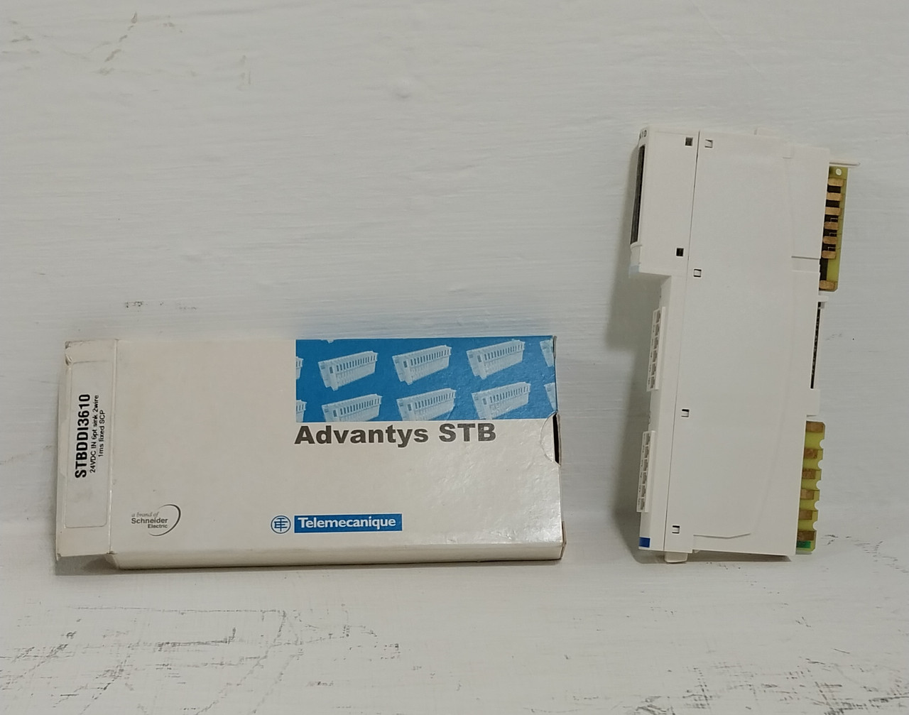 New Telemecanique Advantys STBDDI3610 Input Module 24VDC 6pt 2wire PLC (BJ0717-6)