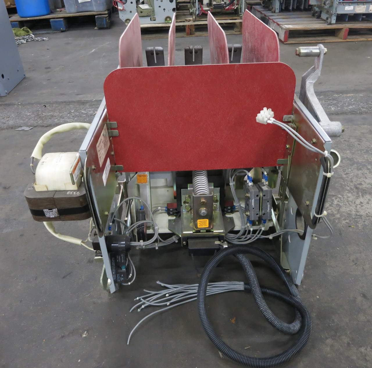 Cutler Hammer SJA50VW430 360A 7200V Vacuum Contactor Ampgard VMAN3FN4G1-T1 7.2kV (DW5935-1)