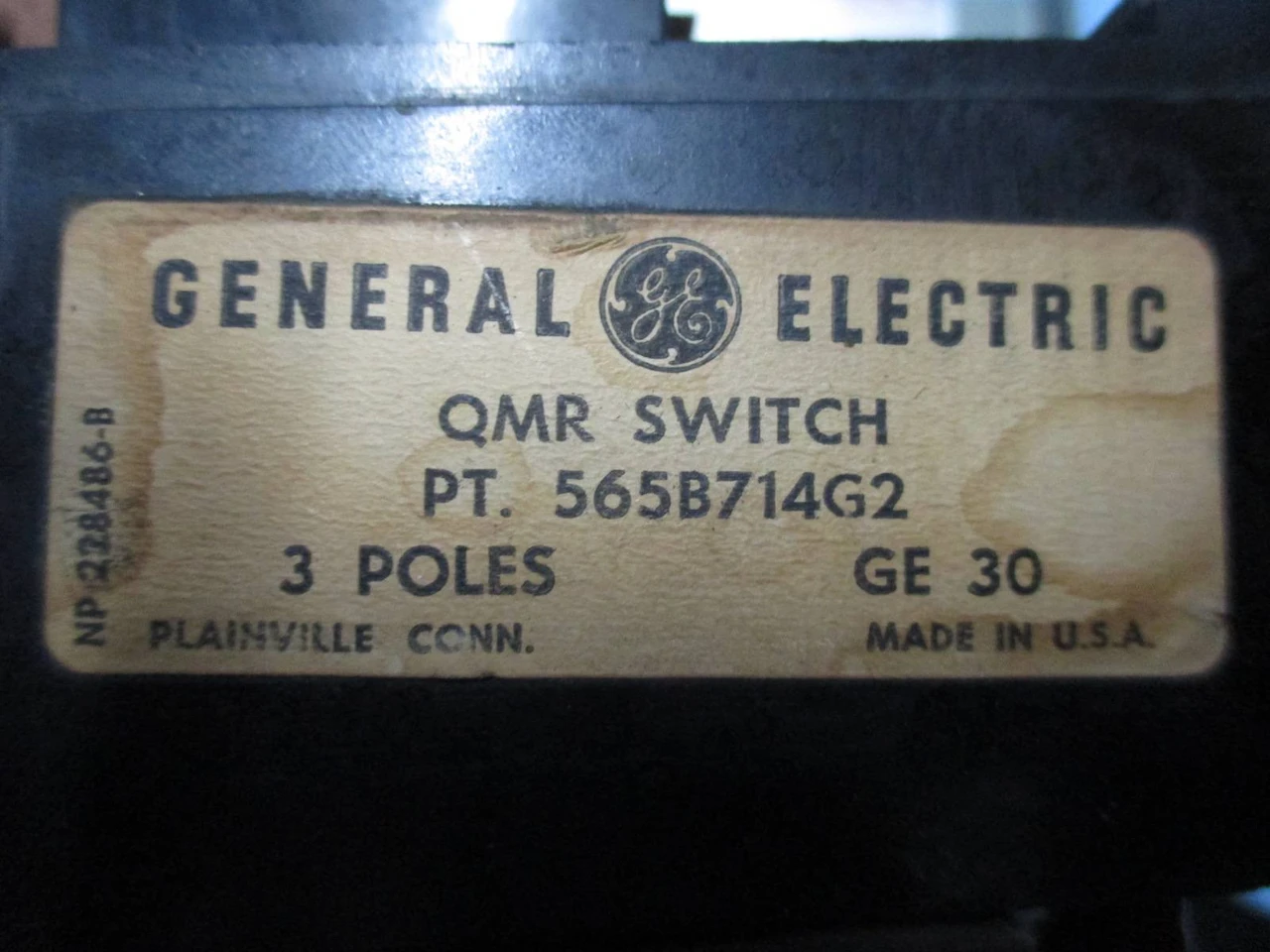 General Electric GE 7700 Series 30 Amp 6" Fused Feeder Disconnect MCC Bucket 30A (EBI1721-27)