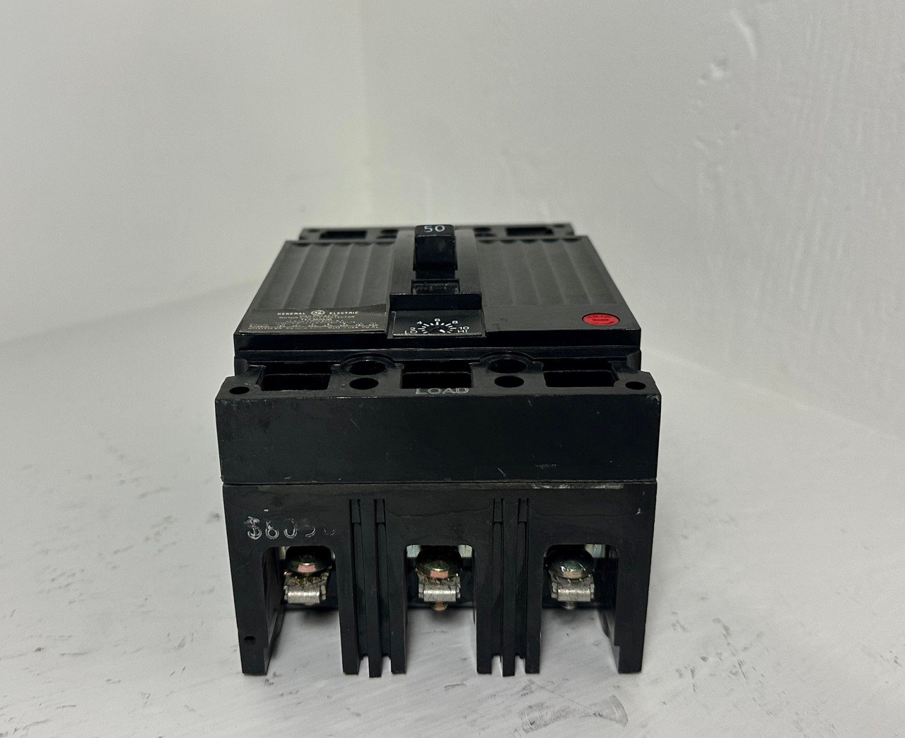 GE TEC36050S 50A Mag-Break Motor Circuit Breaker 600V 3P 50 Amp General Electric (EM4998-1)