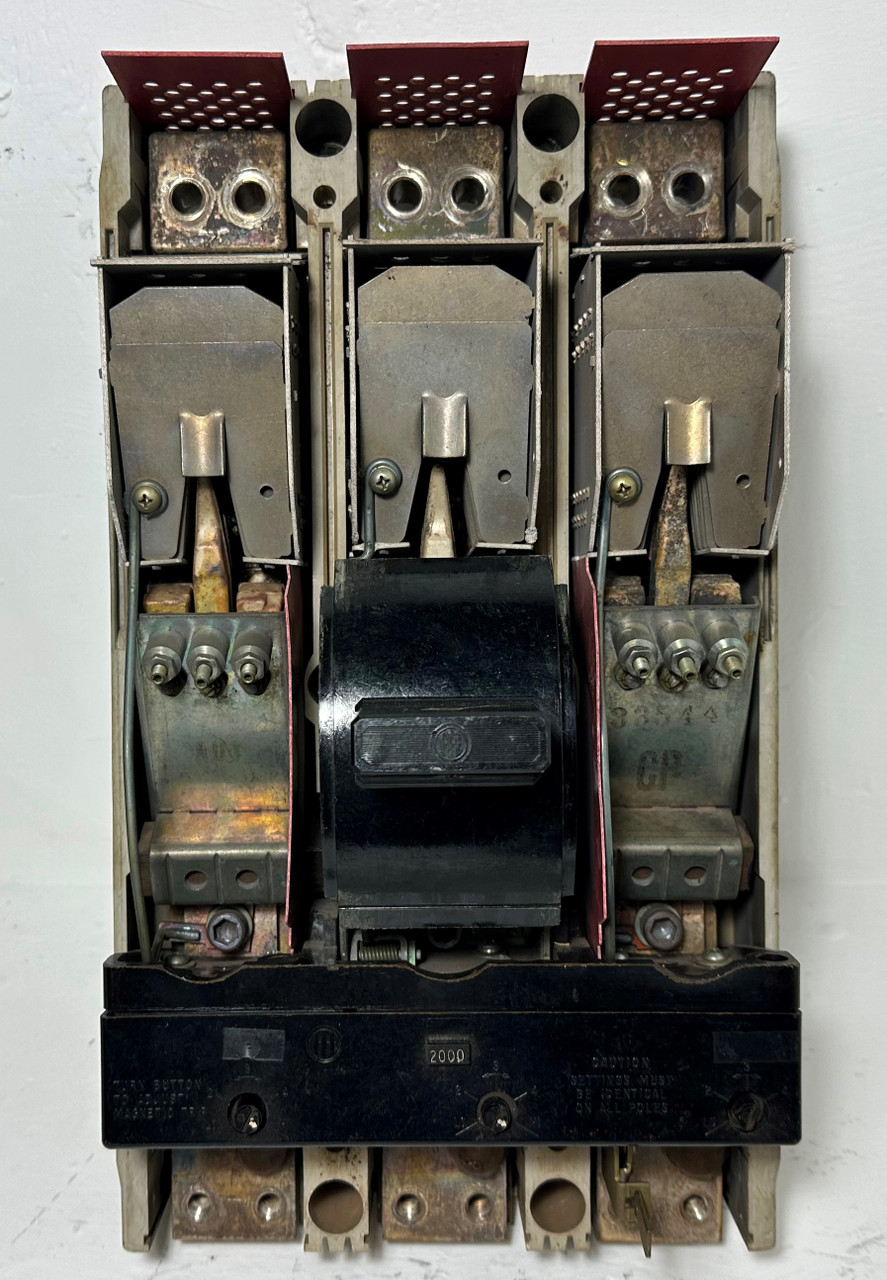 Gould ITE CR3-B200 2000A Cordon Circuit Breaker w/ 2000 Amp Trip CR3B200 I-T-E (EM4999-2)
