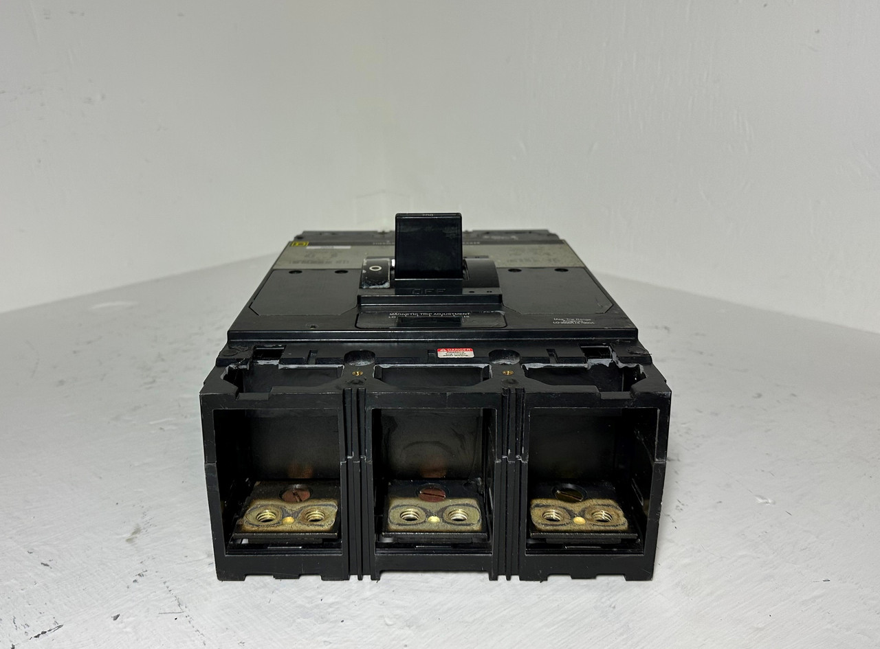 Square D MHP36700MT 700A Circuit Breaker 480/600V Type MAL 3P MHP36700 700 Amp (EM5001-1)