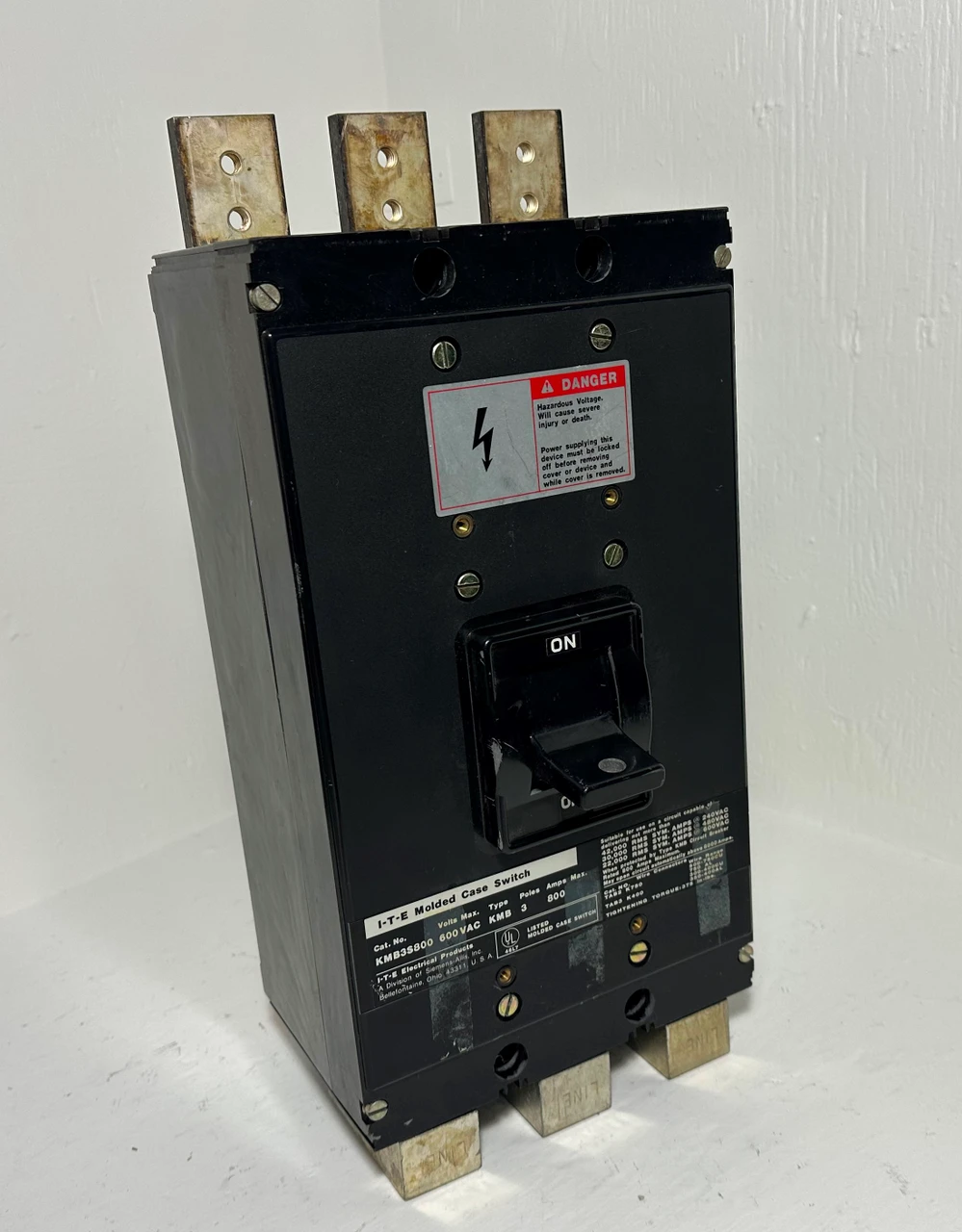 I-T-E KMB3S800 800A Molded Case Switch Type KMB 480/600V 3P Siemens 800 Amp (EM5021-1)